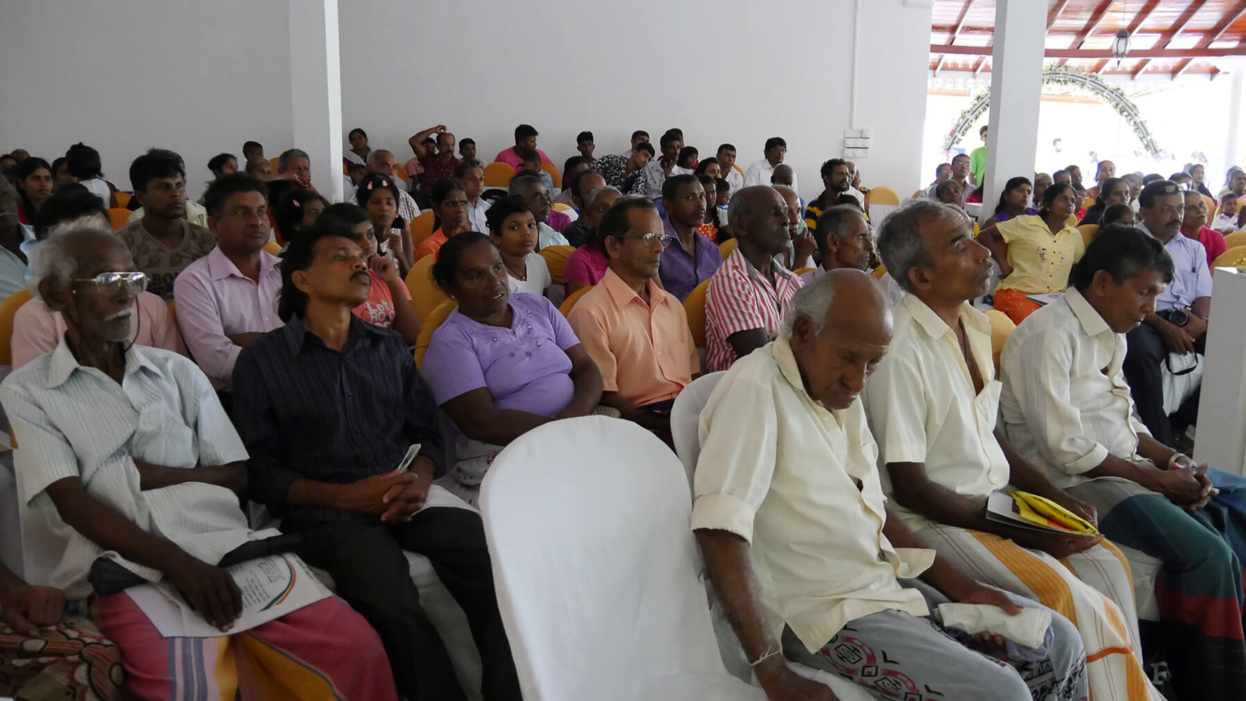 Galle-branch-Hearing-aid-distribution-to-locals-with-low-income-from-WISH-Foundation-Feb-2018-4