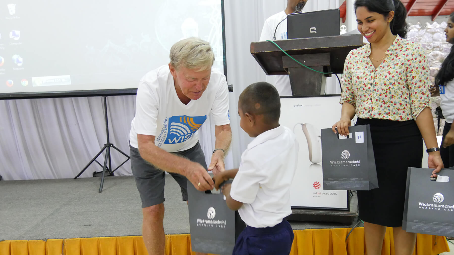 Galle-branch-Hearing-aid-distribution-to-locals-with-low-income-from-WISH-Foundation-Feb-2018-9